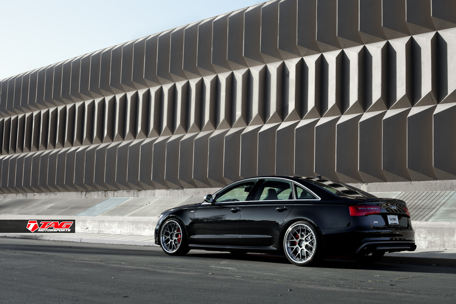 Black%20S6%20on%20ADV1s-10.jpg